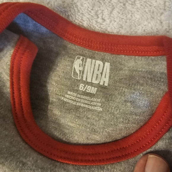 NWT Atlanta Hawks One-piece. 3 Piece Set. Size: 6/9M. - Picture 5 of 7